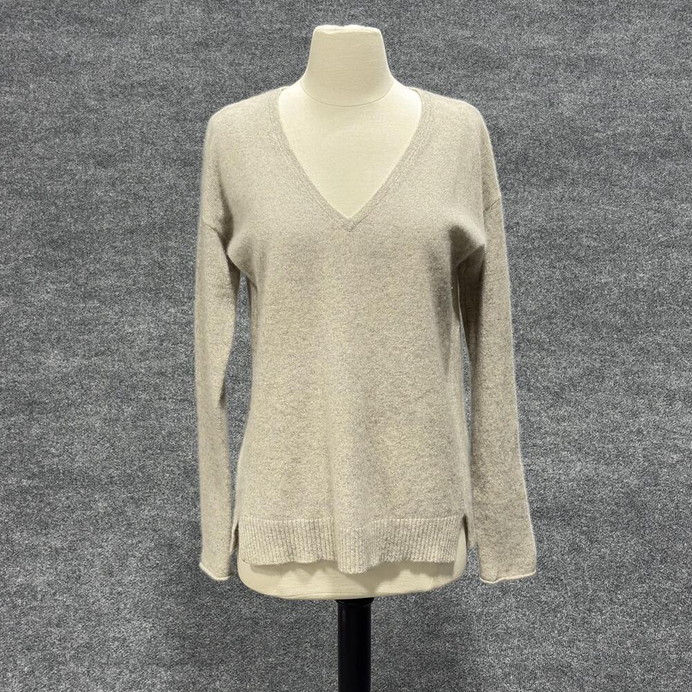 White + Warren Sweater Womens Medium V Neck Cashmere Pullover Soft Knit Cozy